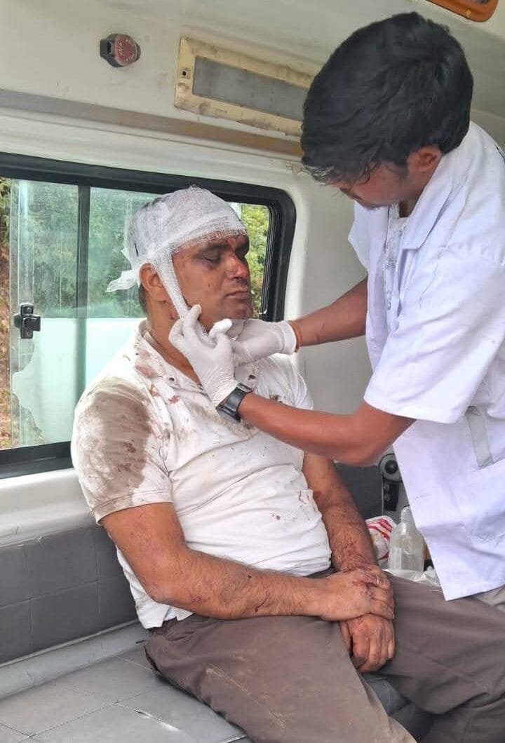 “रुद्रप्रयाग कोटखाल कनकचोरी मार्ग पर स्कूटी खाई में गिरी दुर्घटना”