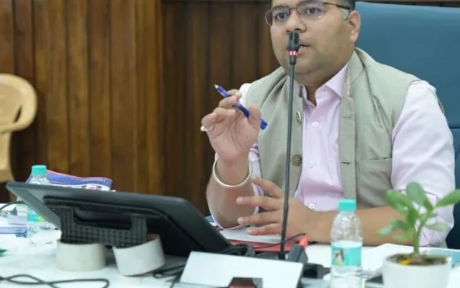 nasha-mukt-bharat-abhiyan-rudraprayag-dm-vishal-mishra